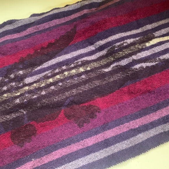 2/$30 LACOSTE women’s winter scarf - pink and purple stripes - Picture 5 of 7